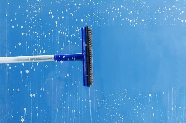 The Best Window Cleaning Tools for Hard-To-Reach Windows